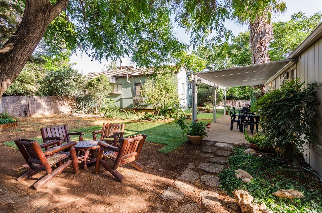 Orna'S Corner Bed & Breakfast Yuval Exterior photo