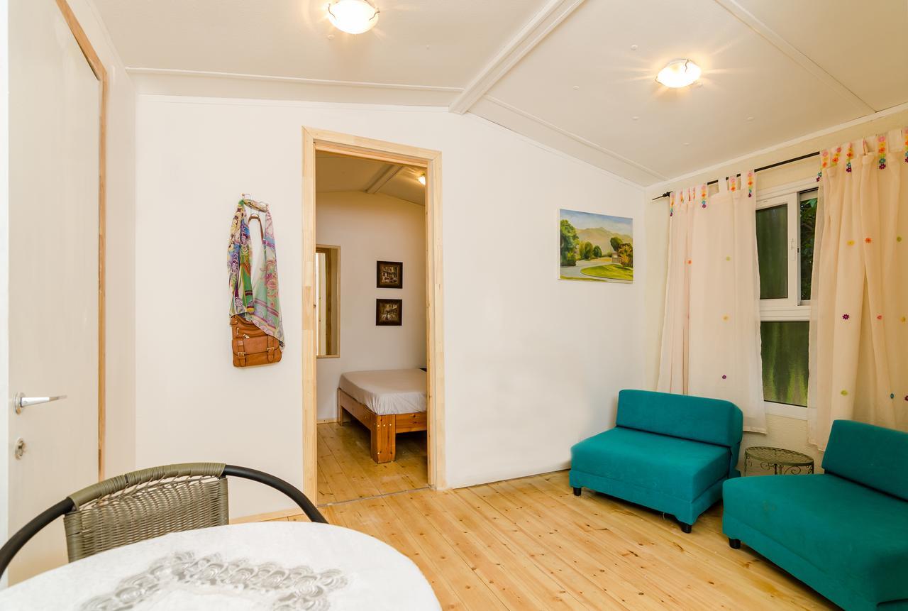 Orna'S Corner Bed & Breakfast Yuval Exterior photo